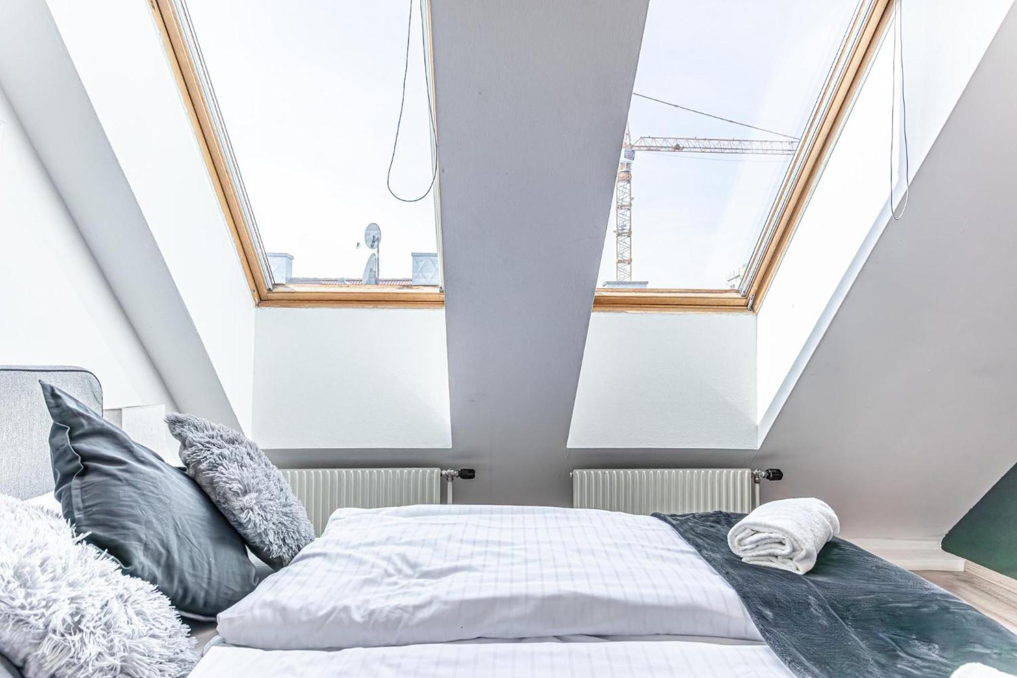 Stunning 12br Shared -floor Perfect For 24 People Group Appartamento *